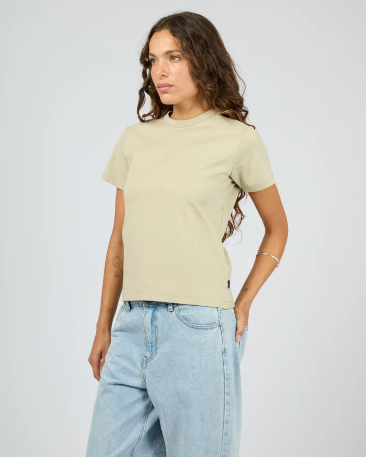 SILENT THEORY - Regular Tee - KHAKI