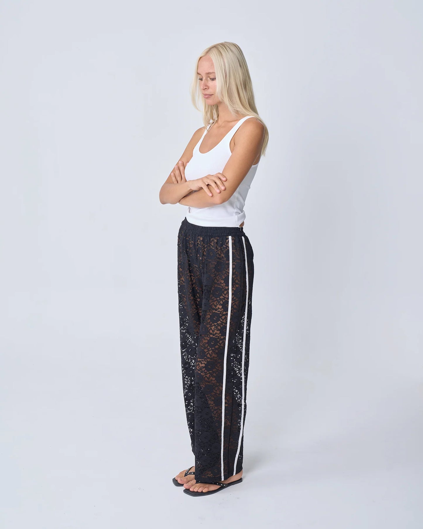 NEAR THE SEA - Racer Pant Lace - BLACK