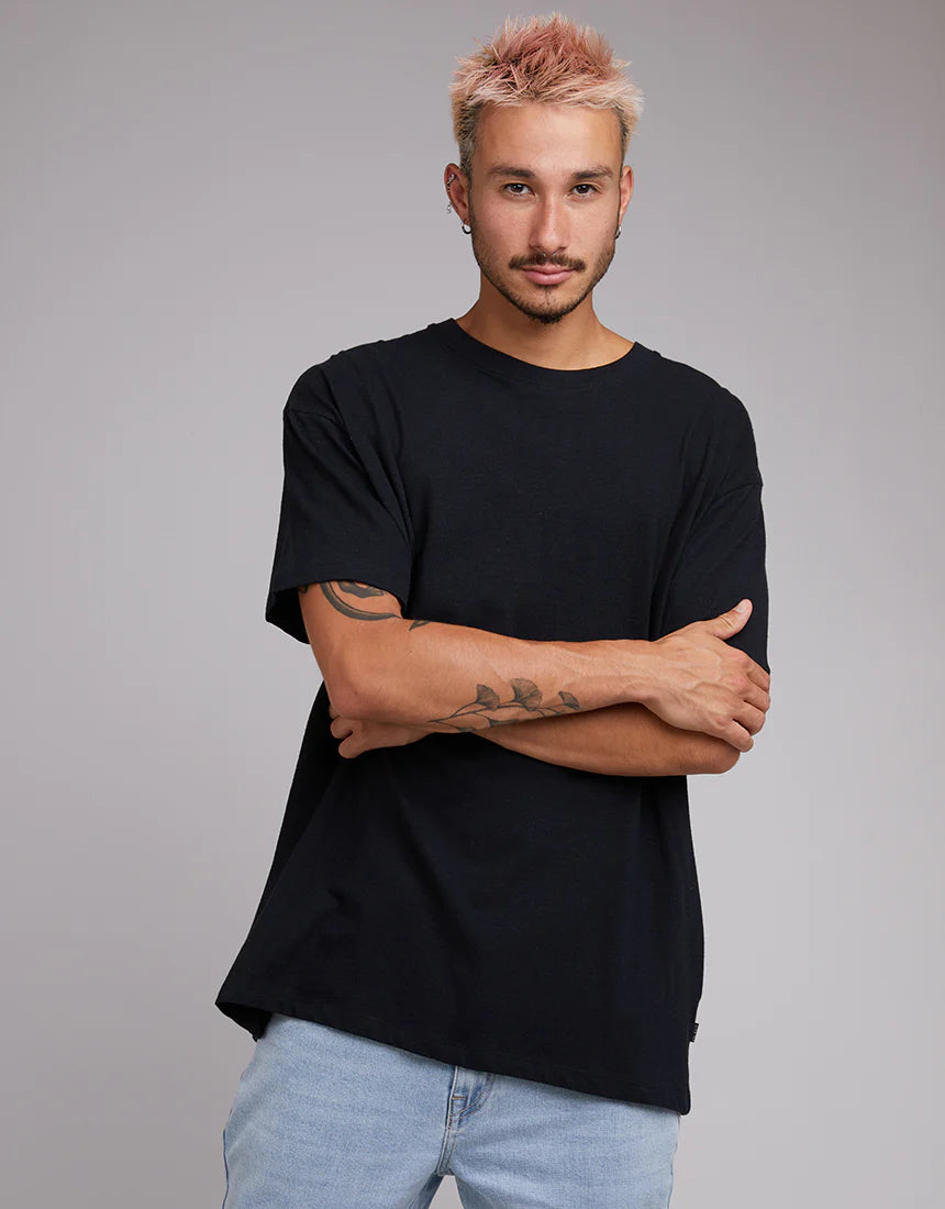 SILENT THEORY - Oversized Tee - Black
