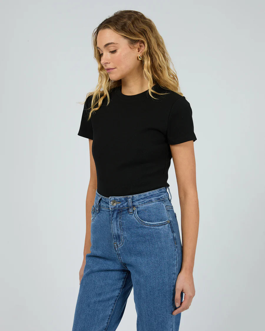 SILENT THEORY - Bella Tee - Black