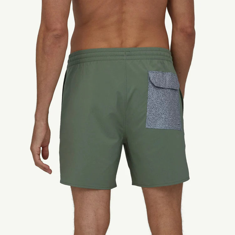 PATAGONIA - Men's Hydropeak Volley Shorts - 16" - Peak Protector Badge: Hemlock Green