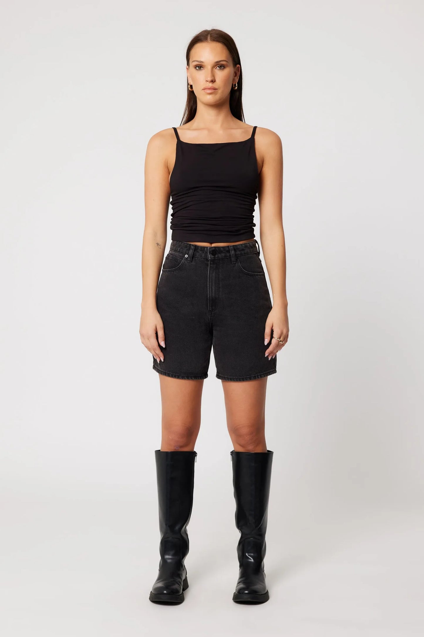 ABRAND - A Carrie Short - HEIDI WASHED BLACK