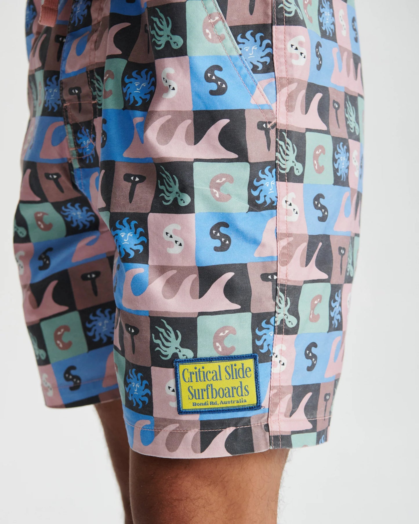 THE CRITICAL SLIDE SOCIETY - Lifecycle 16" Trunk - MUSK