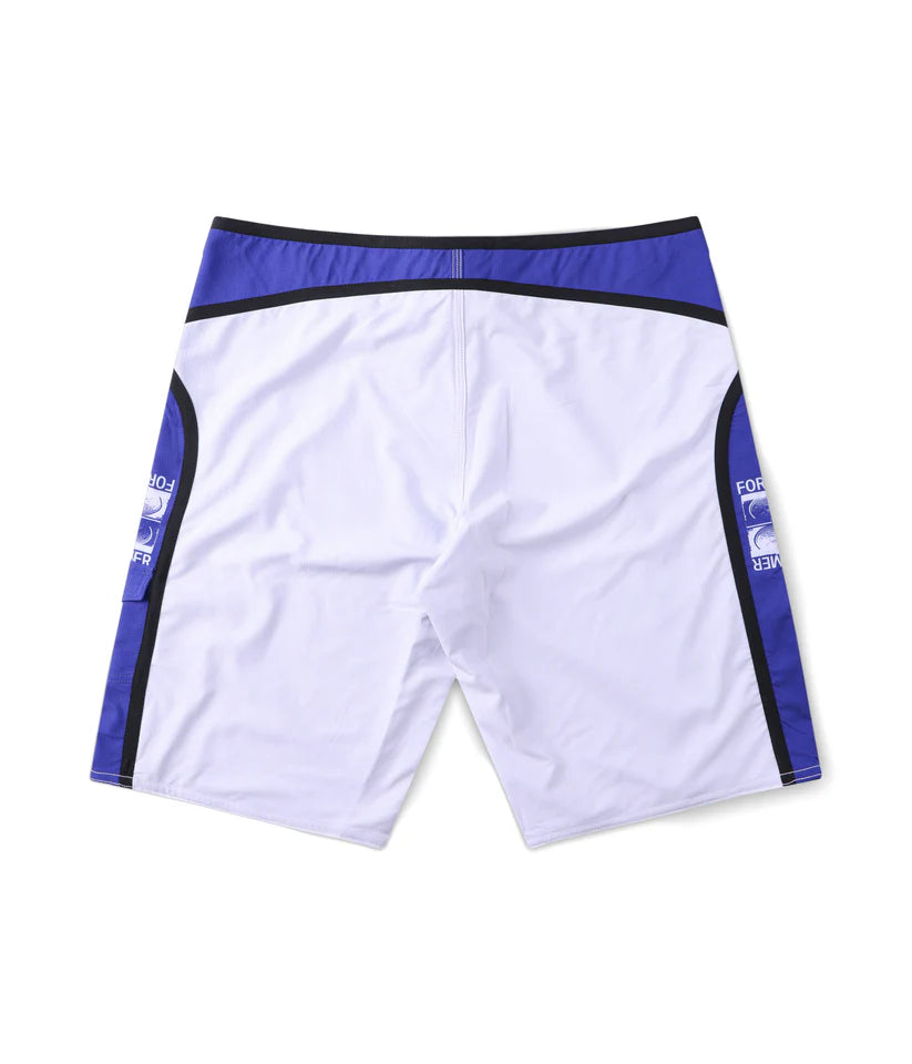 FORMER - CHUN TRUNK 21' // WHITE BLUE