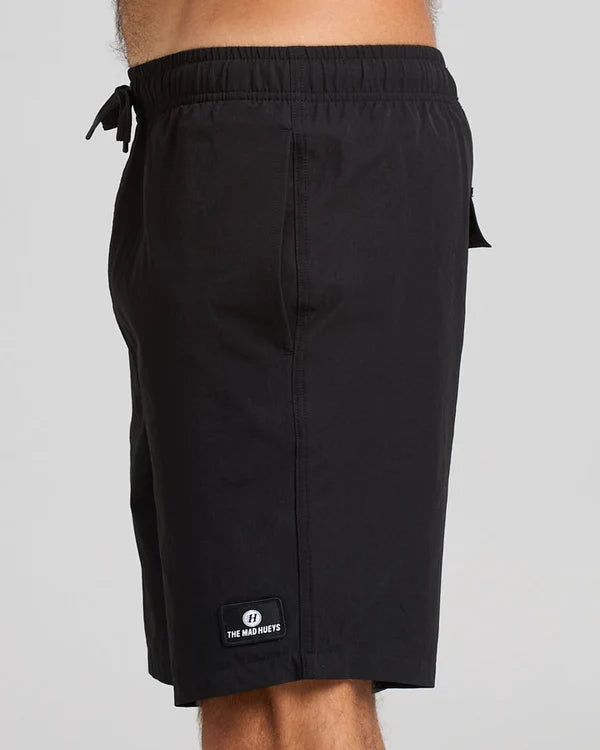 THE MAD HUEYS - Freestyle 18" Swim Volley Short - BLACK