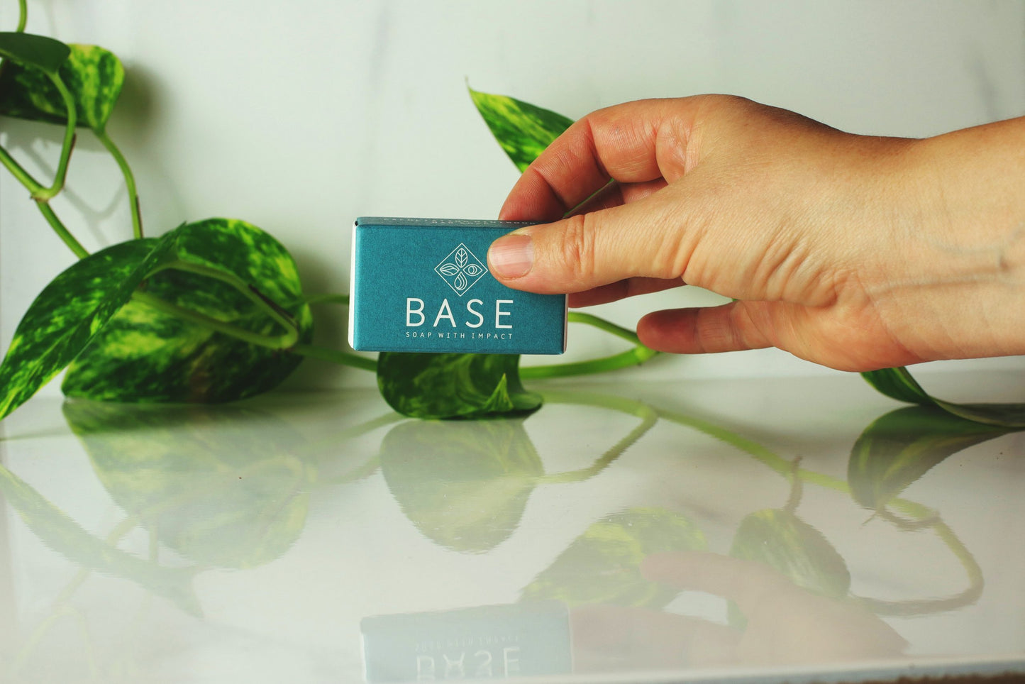 BASE SOAP - 5 mini soaps in travel tin