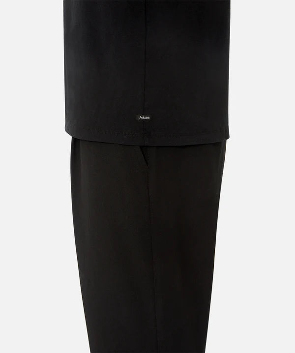 INDUSTRIE - The Del Sur Tee - BLACK
