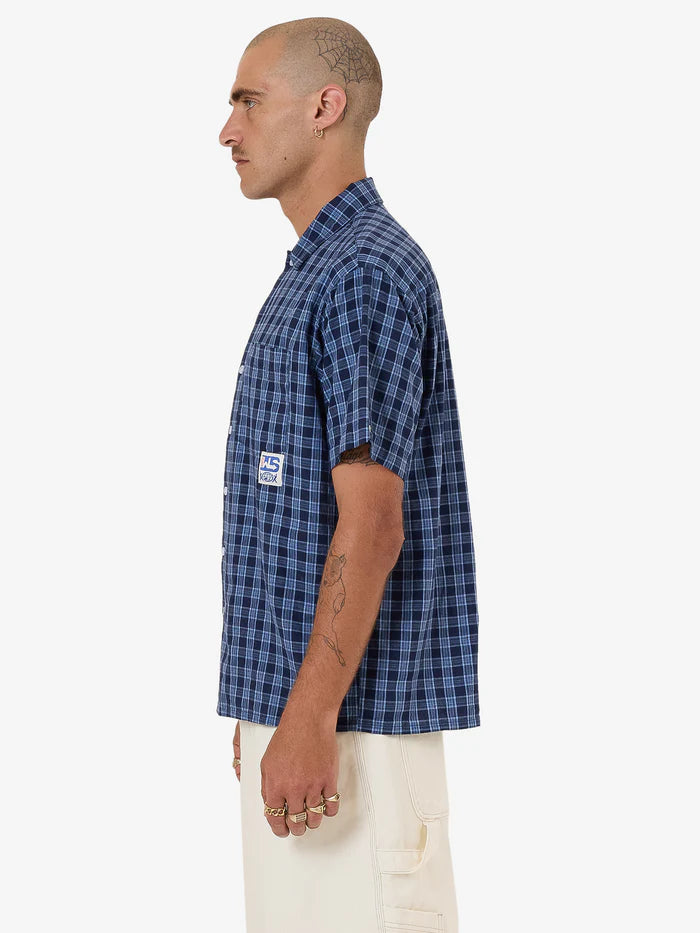 WORSHIP - Removal Short Sleeve Shirt - Bell Air Blue