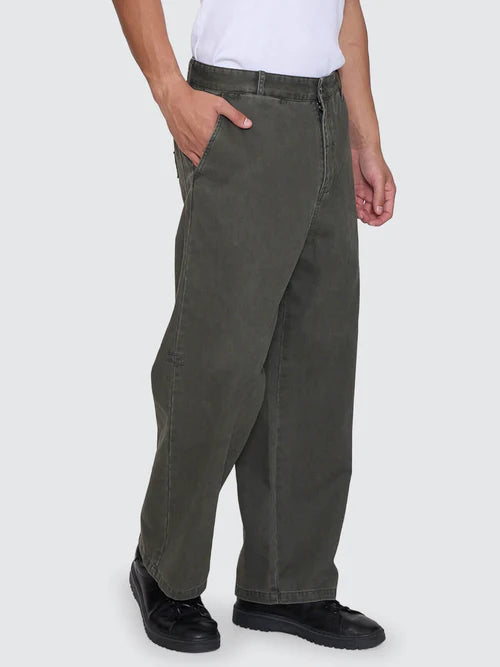 THRILLS - Stagger Big Slacker Cropped Pant - OIL GREEN