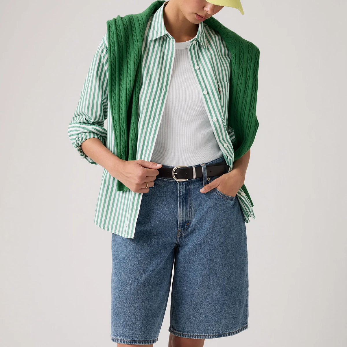LEVI'S - Baggy Dad Jort - OWN IT TENCEL