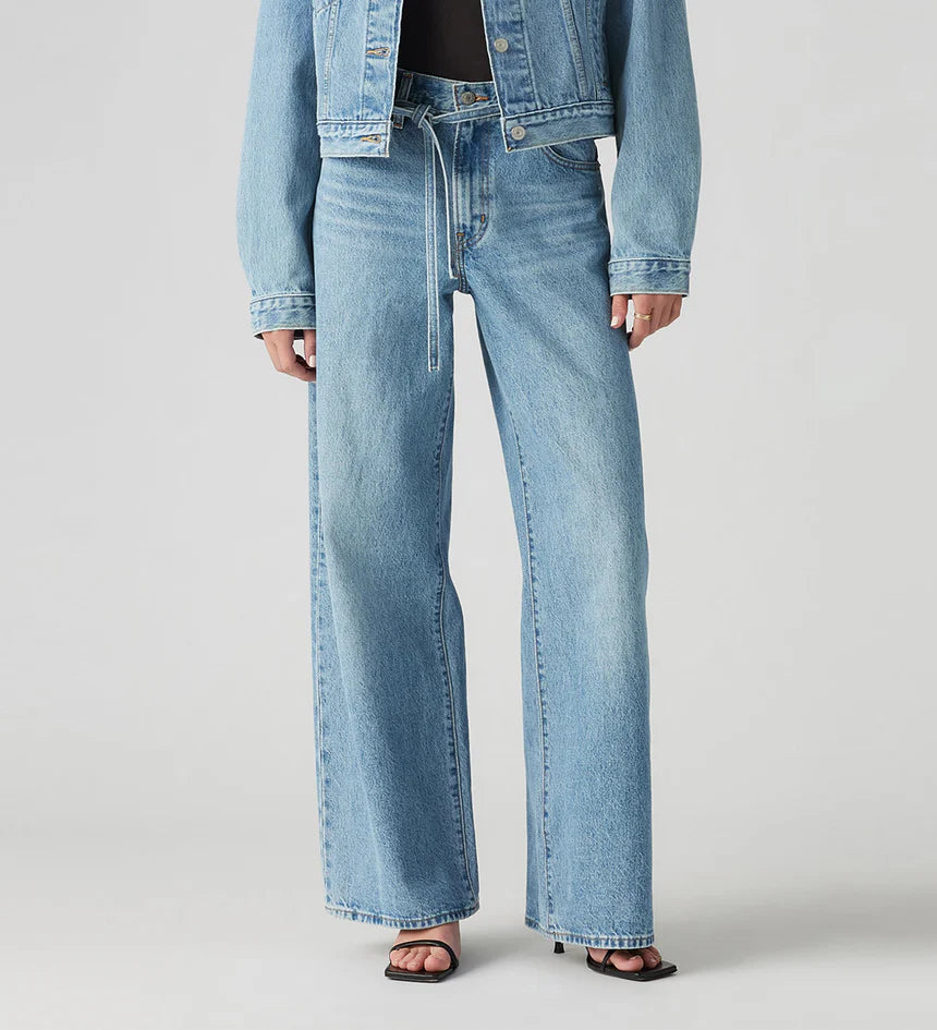 LEVIS - XL STRAIGHT JEANS - THANKS FRIEND