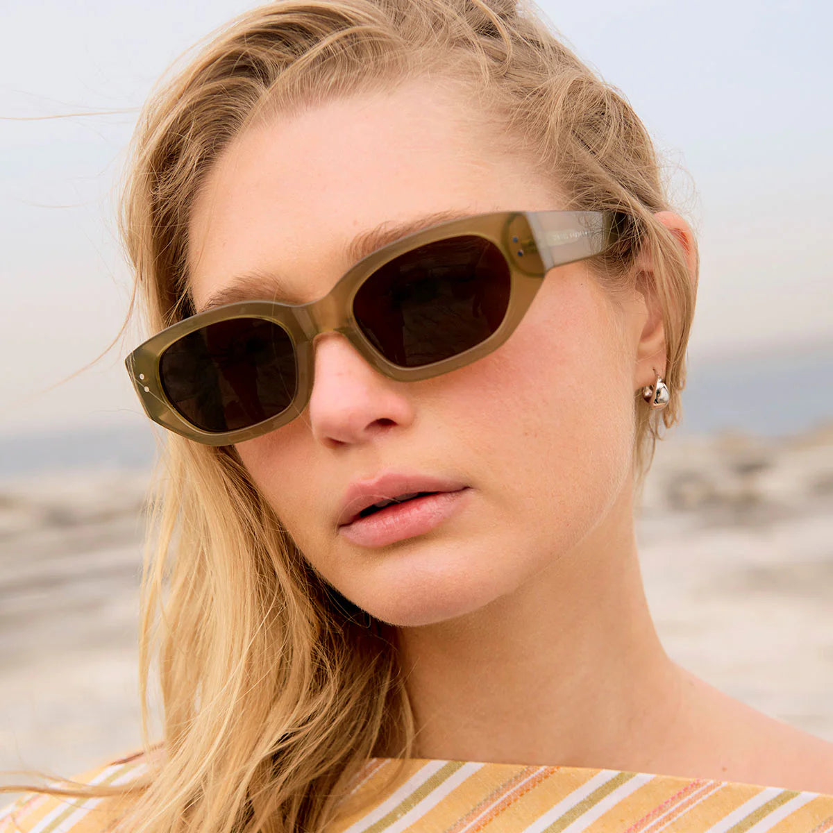 STATUS ANXIETY - Luna Sunglasses - Pear
