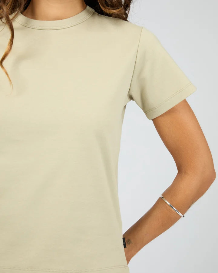 SILENT THEORY - Regular Tee - KHAKI