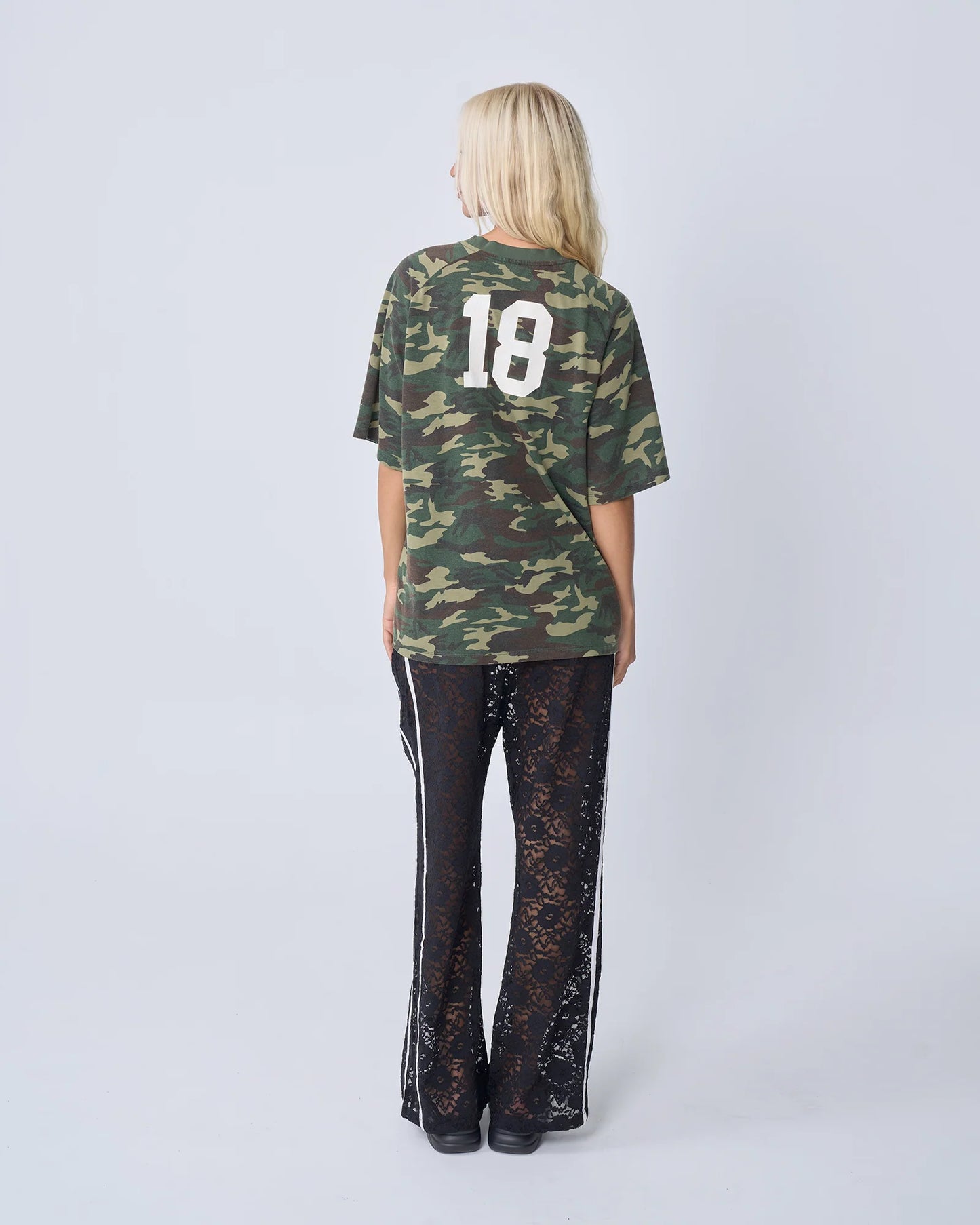 NEAR THE SEA - Camo Tee - ARMY