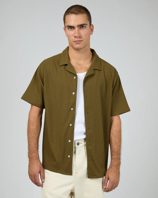 SILENT THEORY - Moroccan Knit Short Sleeve Shirt - Khaki