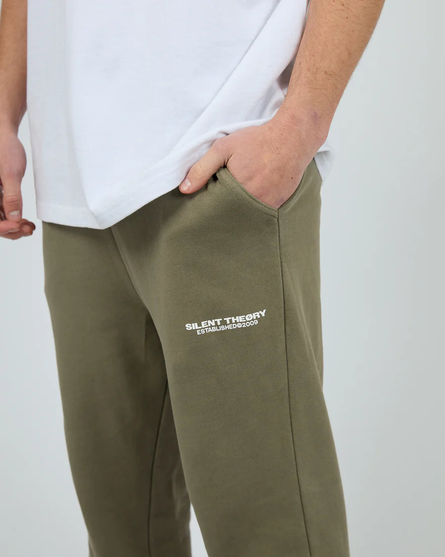 SILENT THEORY - Essential Theory Track Pant - Khaki