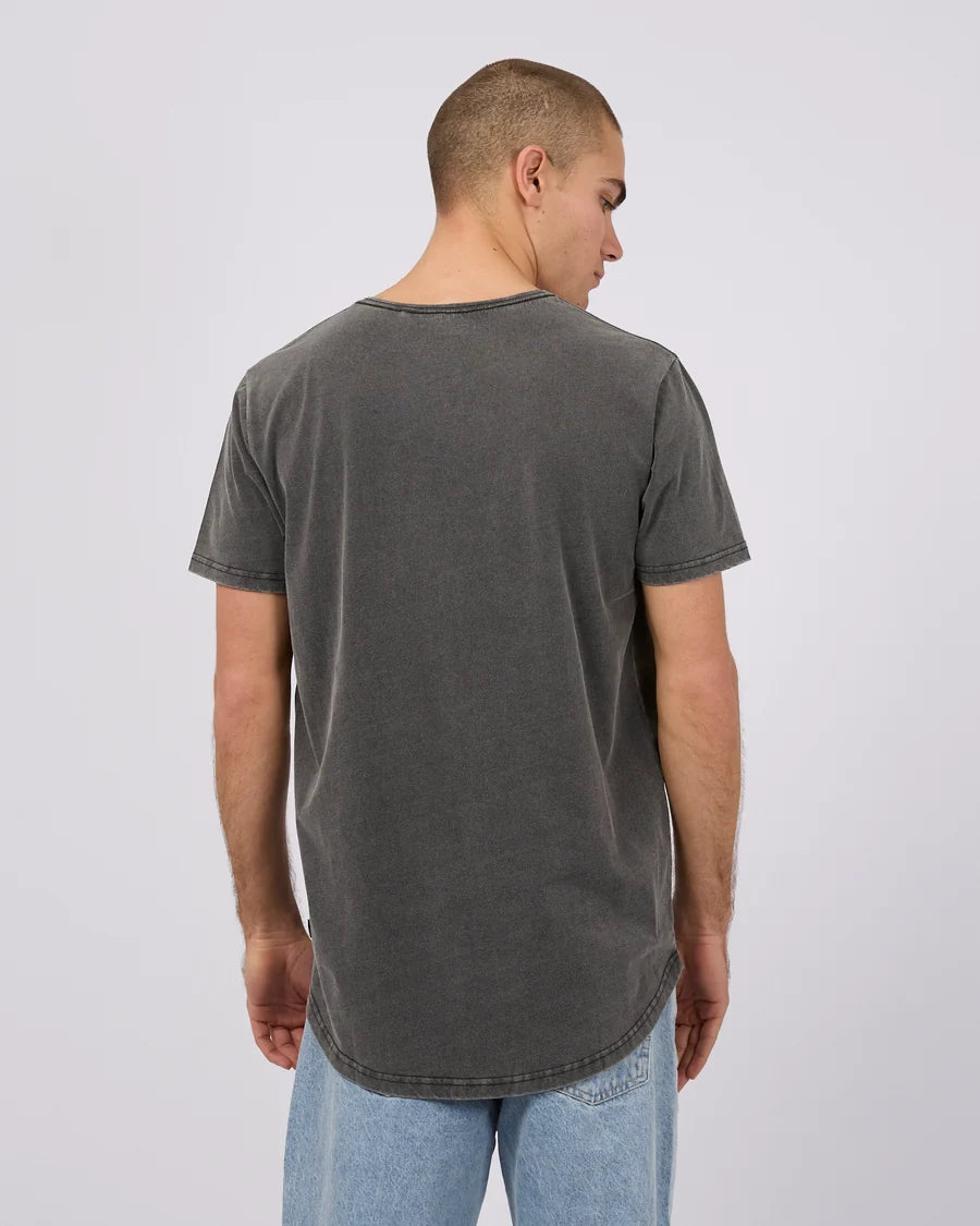 SILENT THEORY - TAIL TEE - CHAR