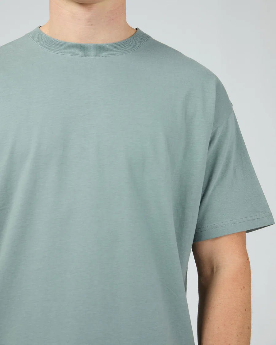 SILENT THEORY - Solid Tail Tee - Steel