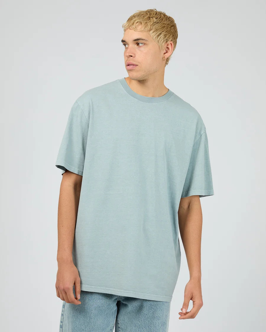 SILENT THEORY - Essential Fit Tee - SURF SPRAY