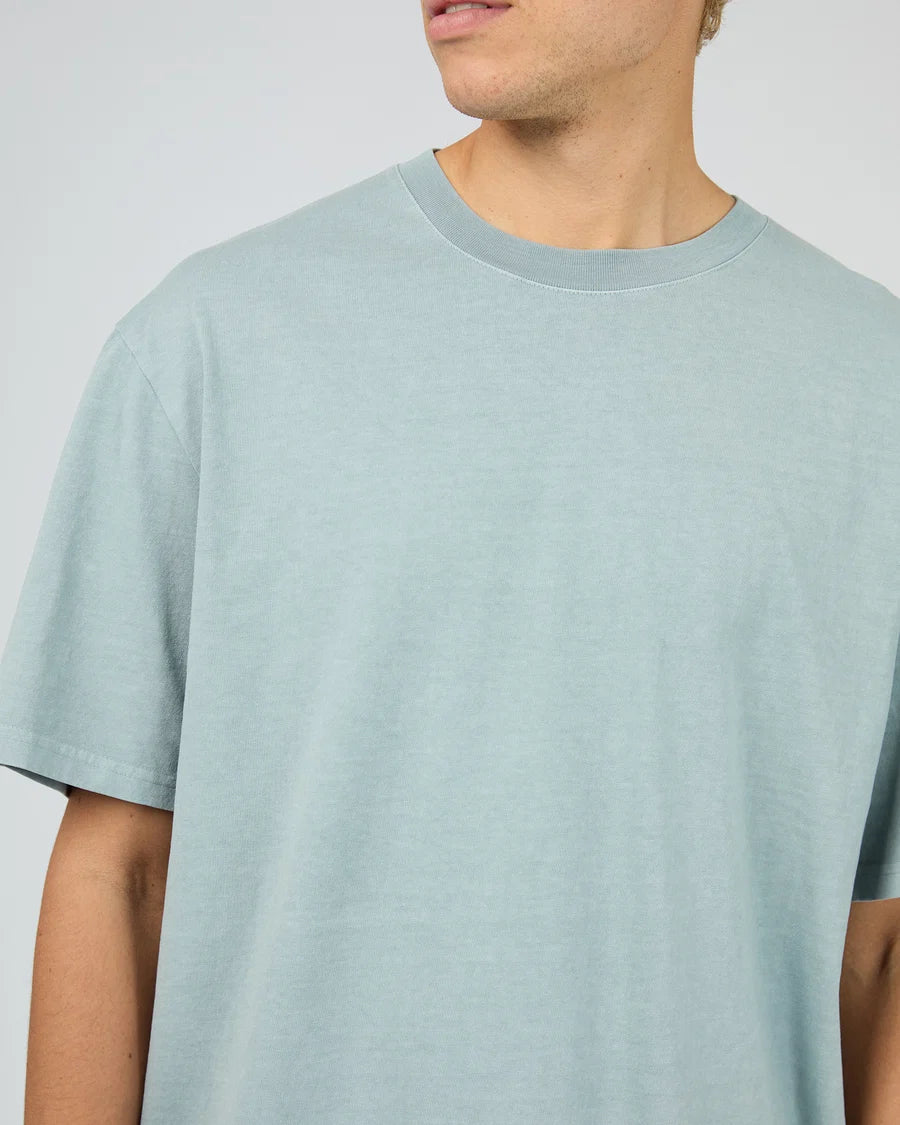 SILENT THEORY - Essential Fit Tee - SURF SPRAY