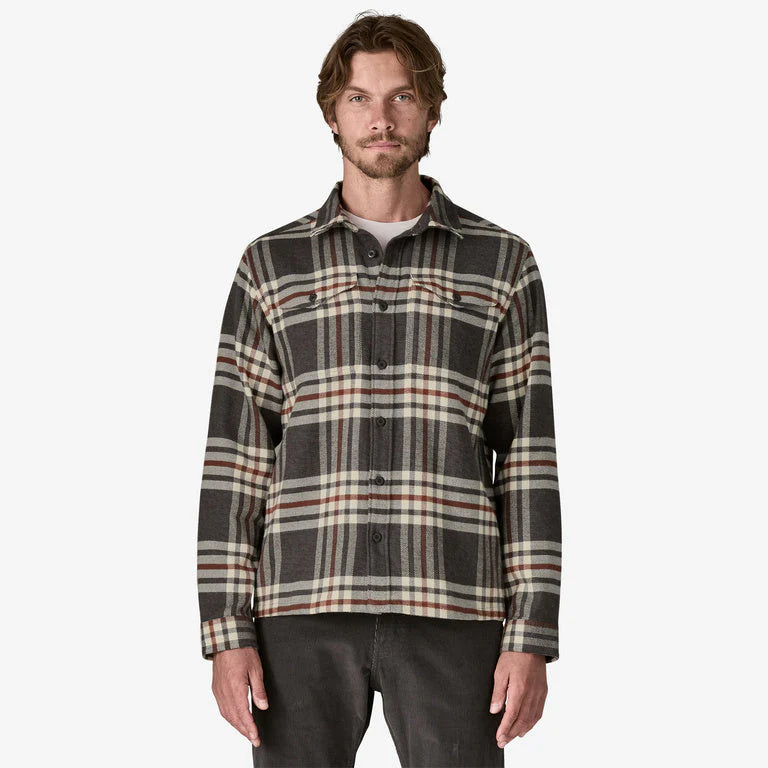PATAGONIA - Men's Fjord Flannel Shirt - INK BLACK