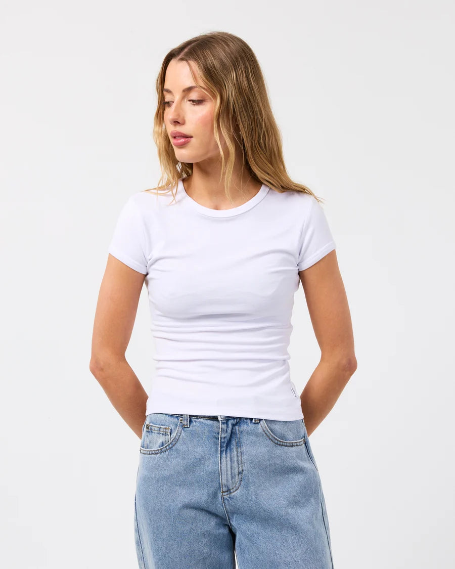 SILENT THEORY - Luxe Rib Baby Tee - WHITE