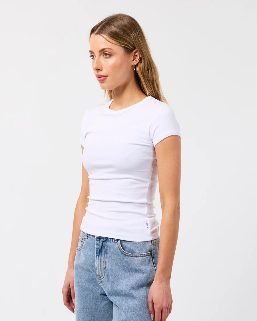 SILENT THEORY - Luxe Rib Baby Tee - WHITE