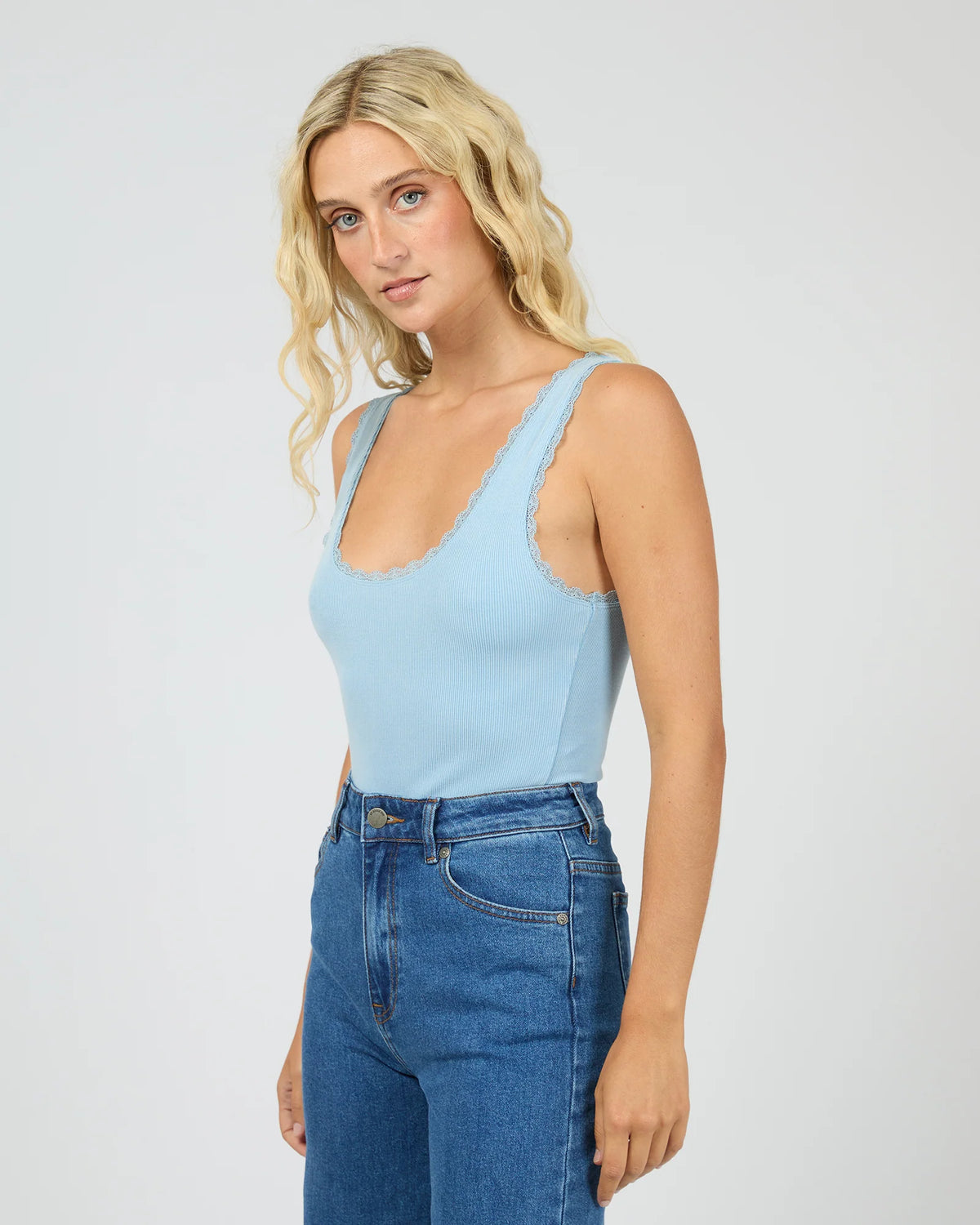 ALL ABOUT EVE - Washed Rib Lace Tank - BLUE