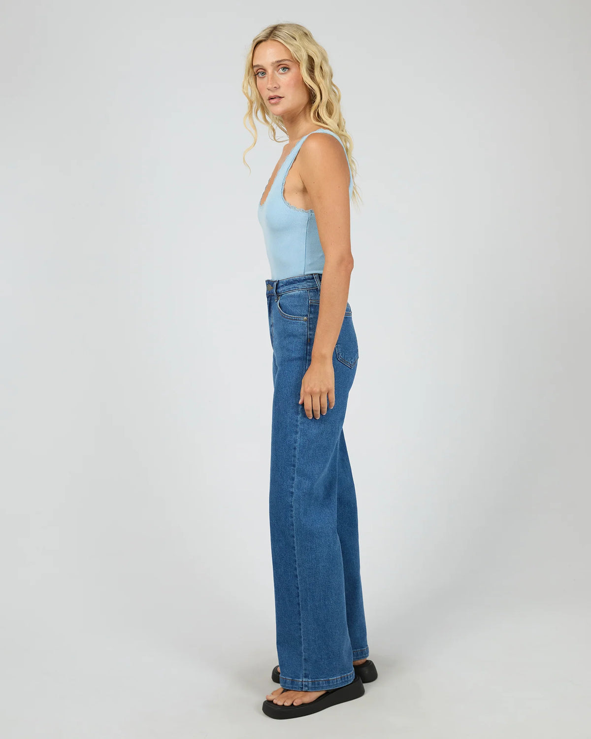 ALL ABOUT EVE - Washed Rib Lace Tank - BLUE