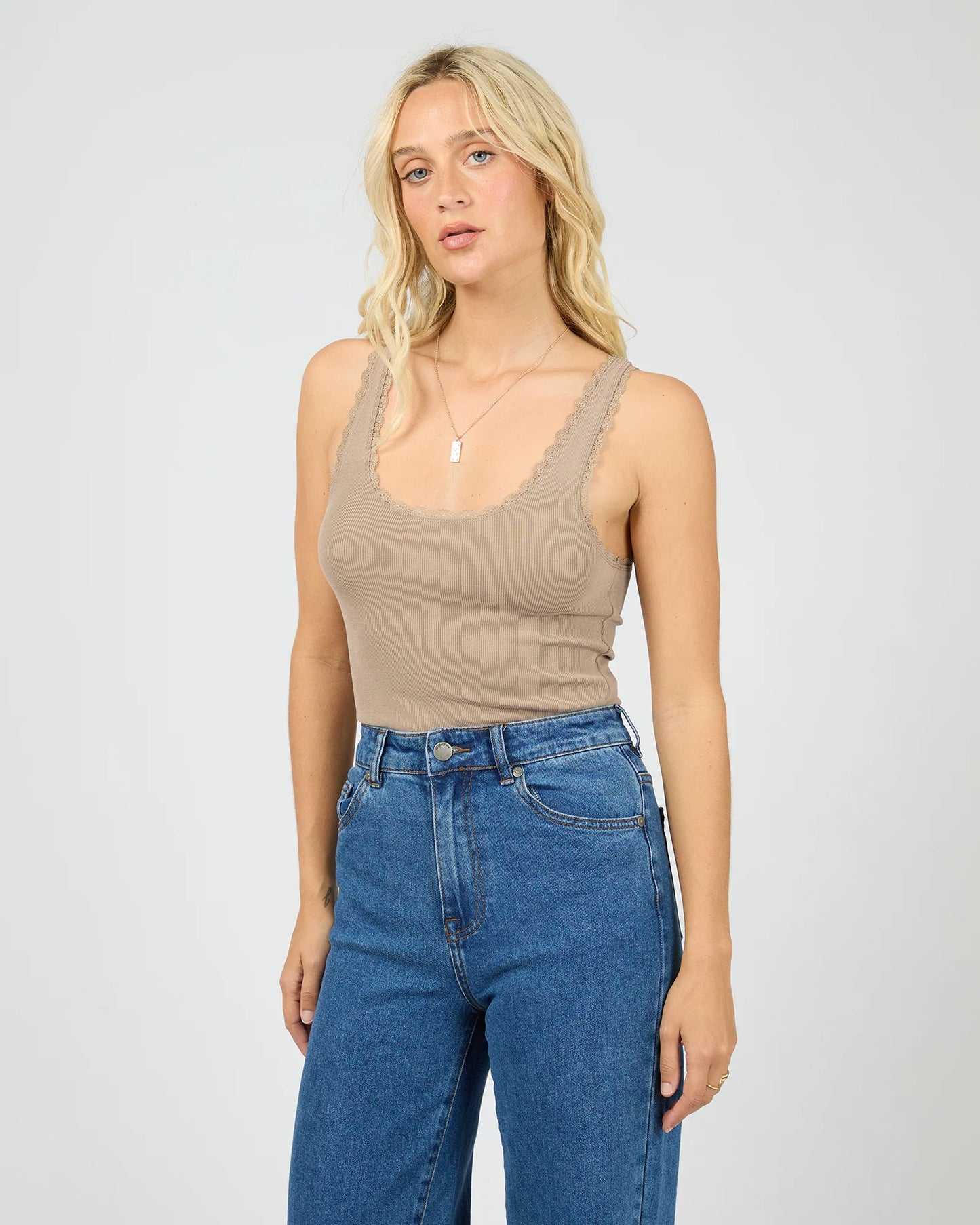 ALL ABOUT EVE - Washed Rib Lace Tank Stone