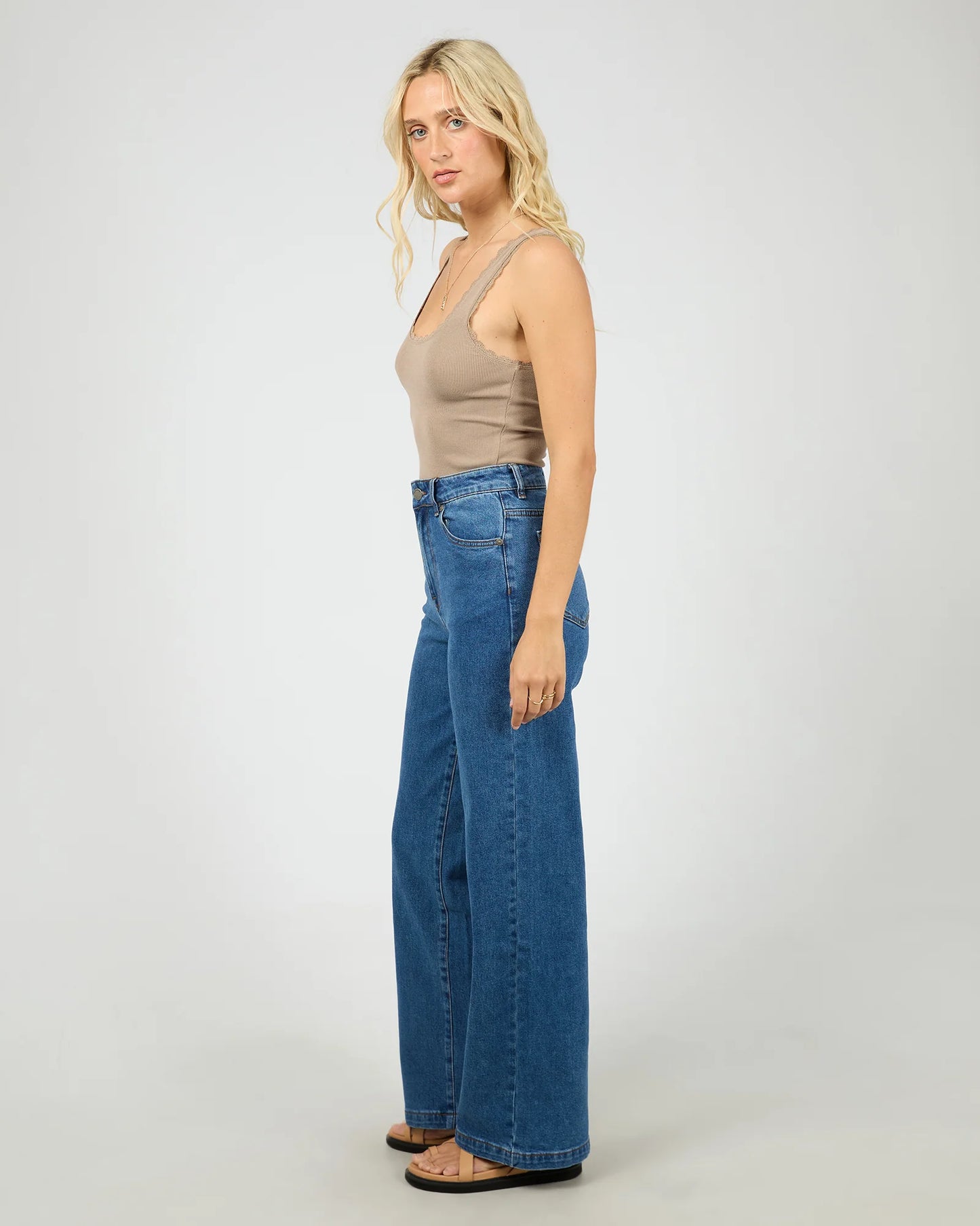 ALL ABOUT EVE - Washed Rib Lace Tank Stone