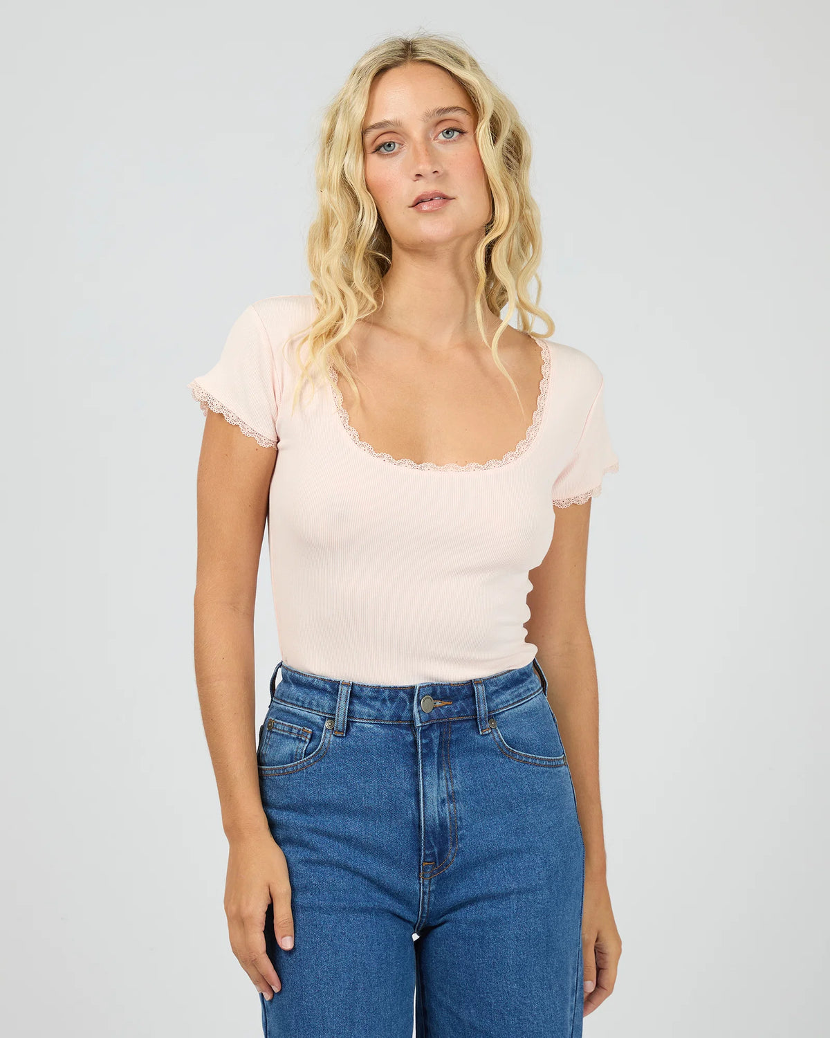 ALL ABOUT EVE - Washed Rib Lace Scoop Neck Tee - PALE PINK