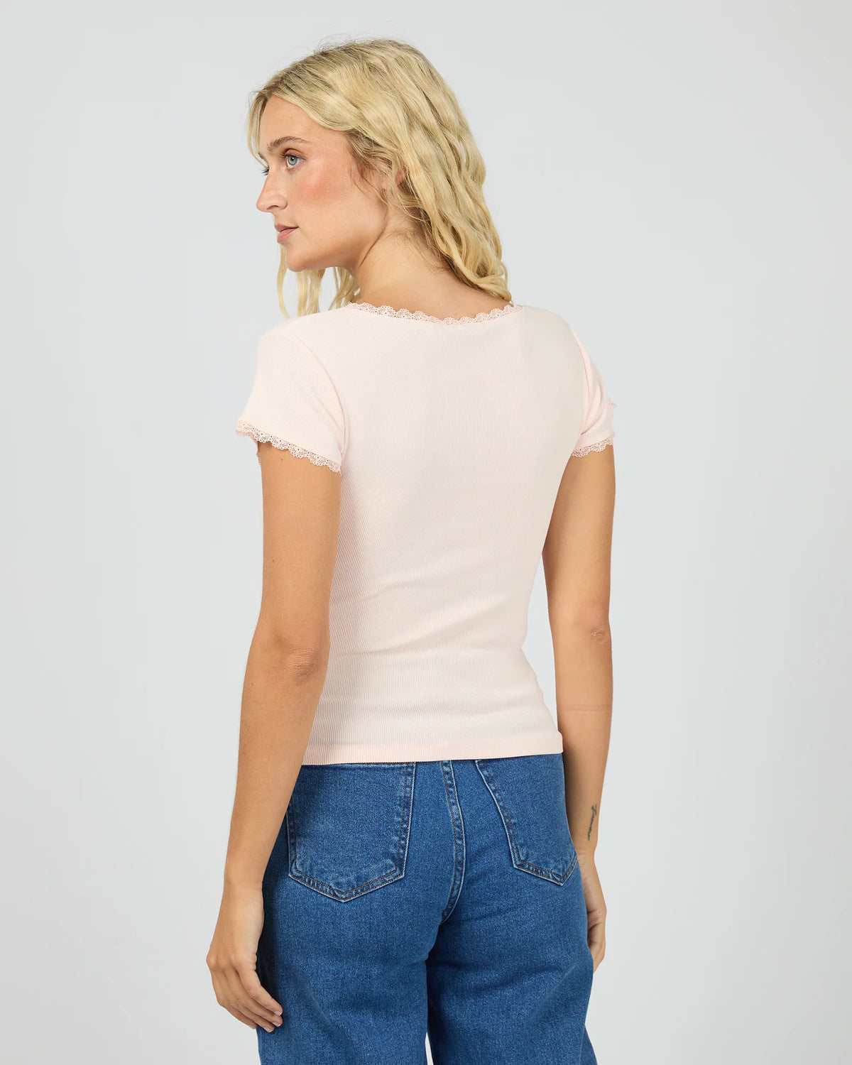 ALL ABOUT EVE - Washed Rib Lace Scoop Neck Tee - PALE PINK