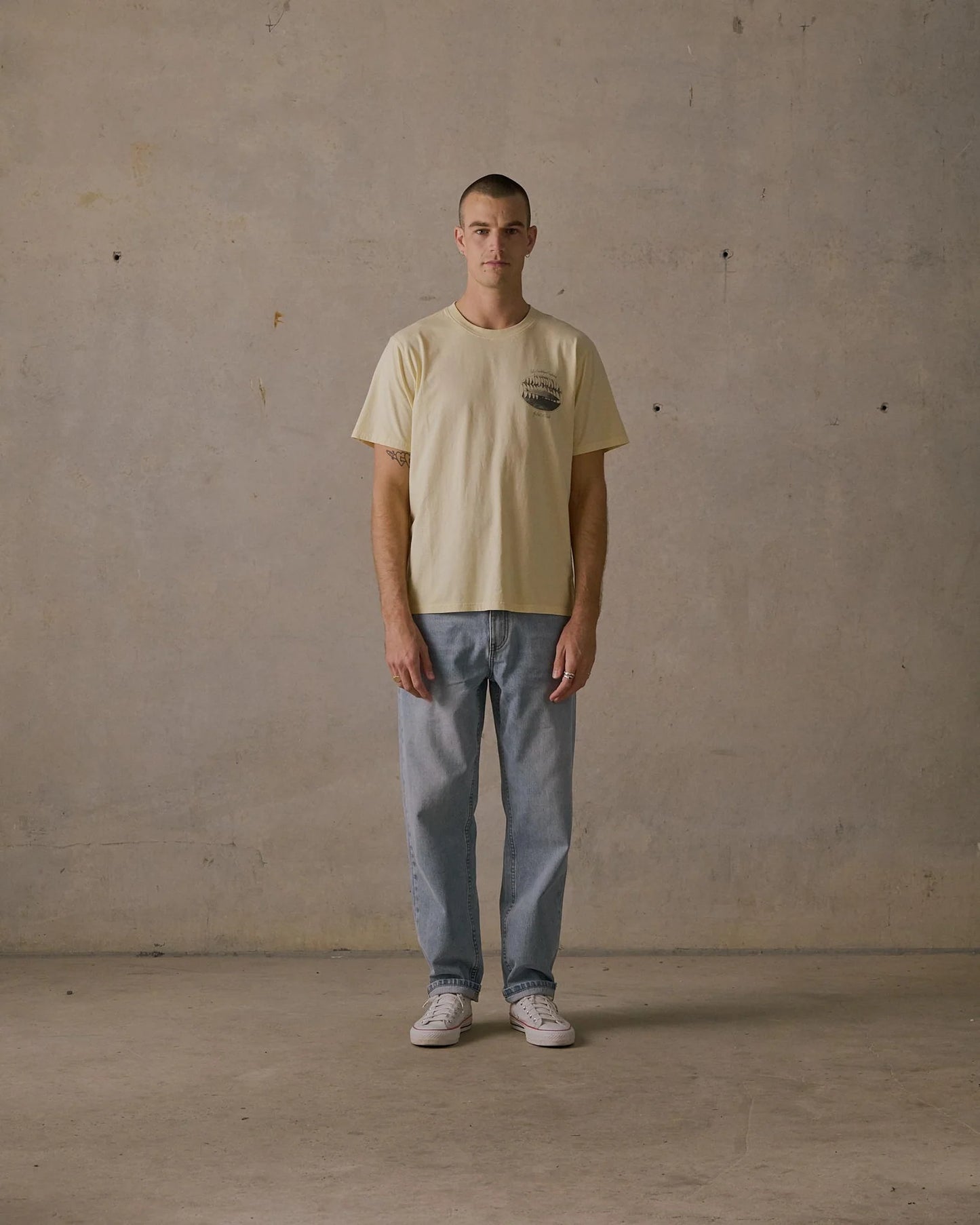 McTAVISH - Fully Hanshaped Tee - LIGHT YELLOW