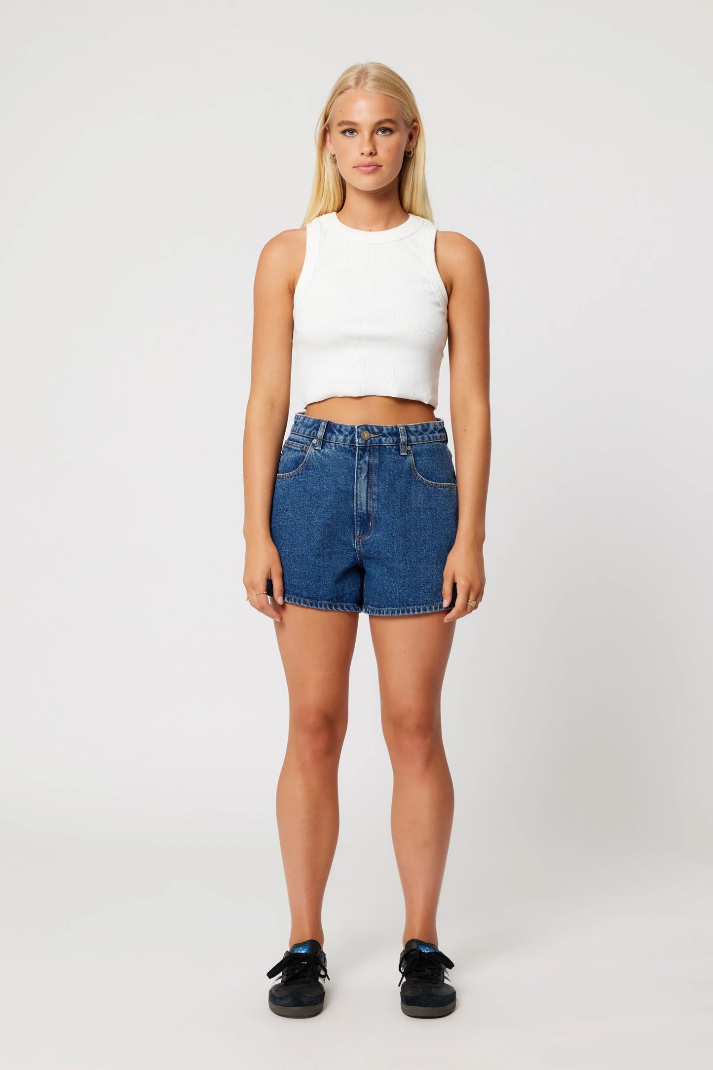 ABRAND - Venice Short Bella - Mid Blue