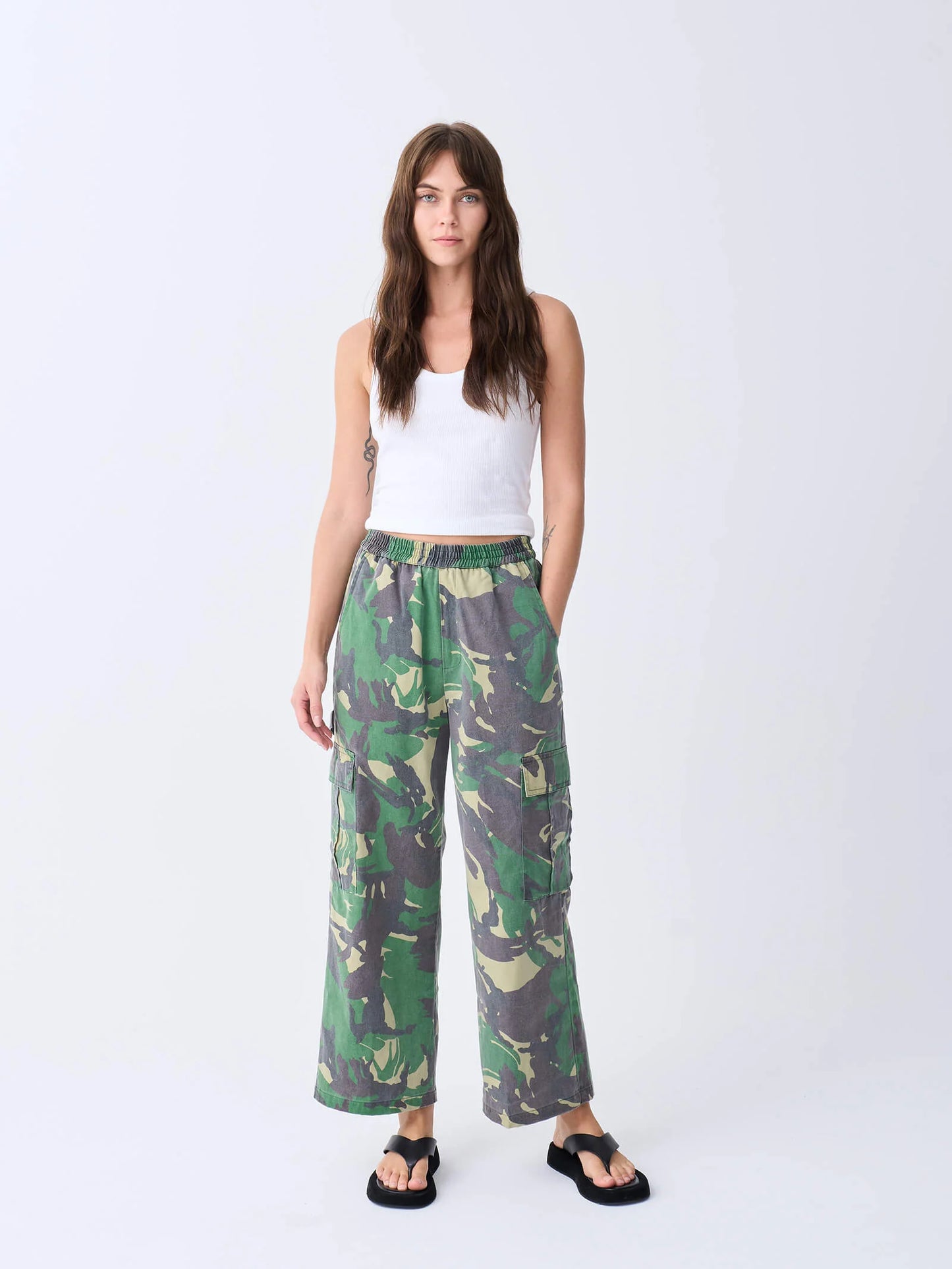 NEAR THE SEA - Cargo - Washed Army