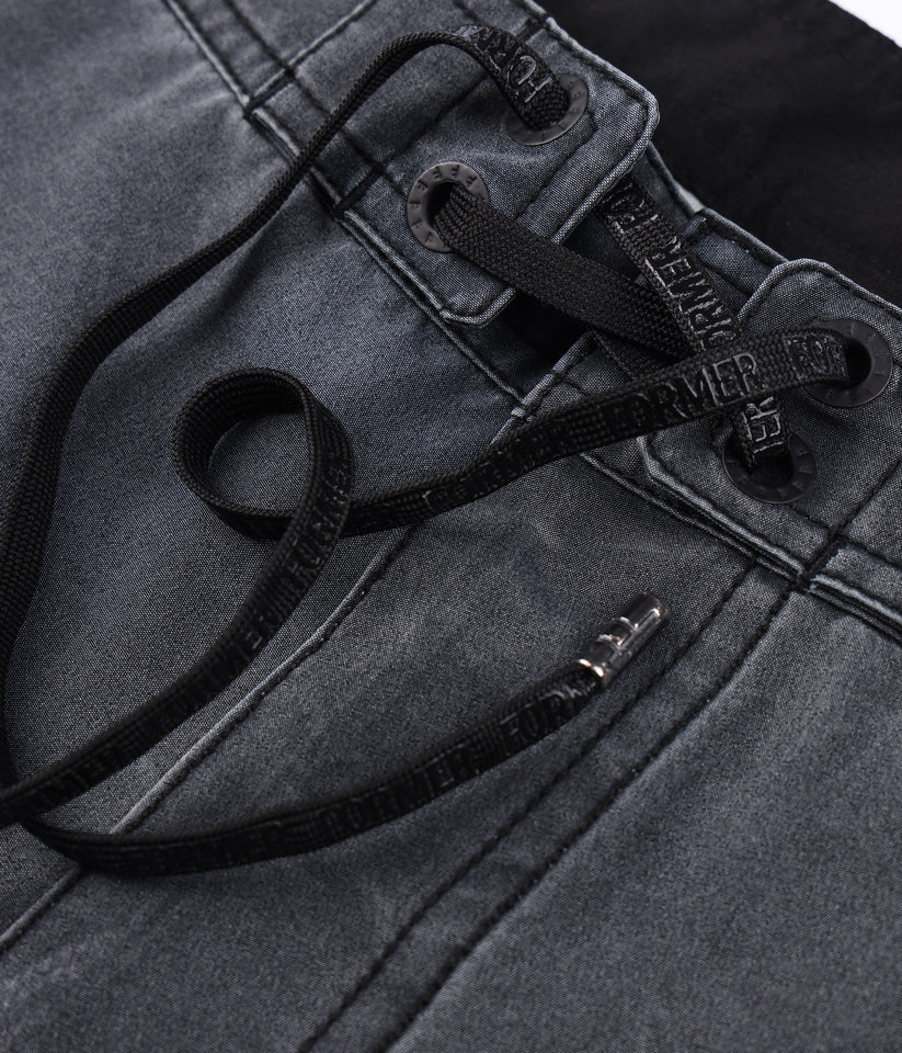 FORMER - TEAM 19" SWIM TRUNK // BLACK