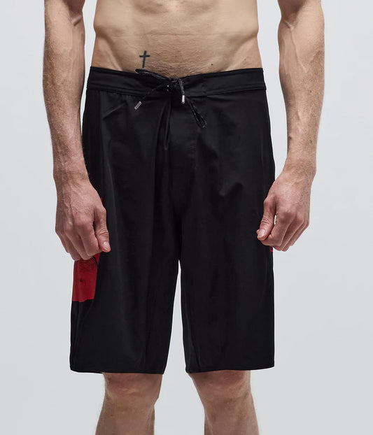 FORMER - CRUX 20" TRUNK // BLACK