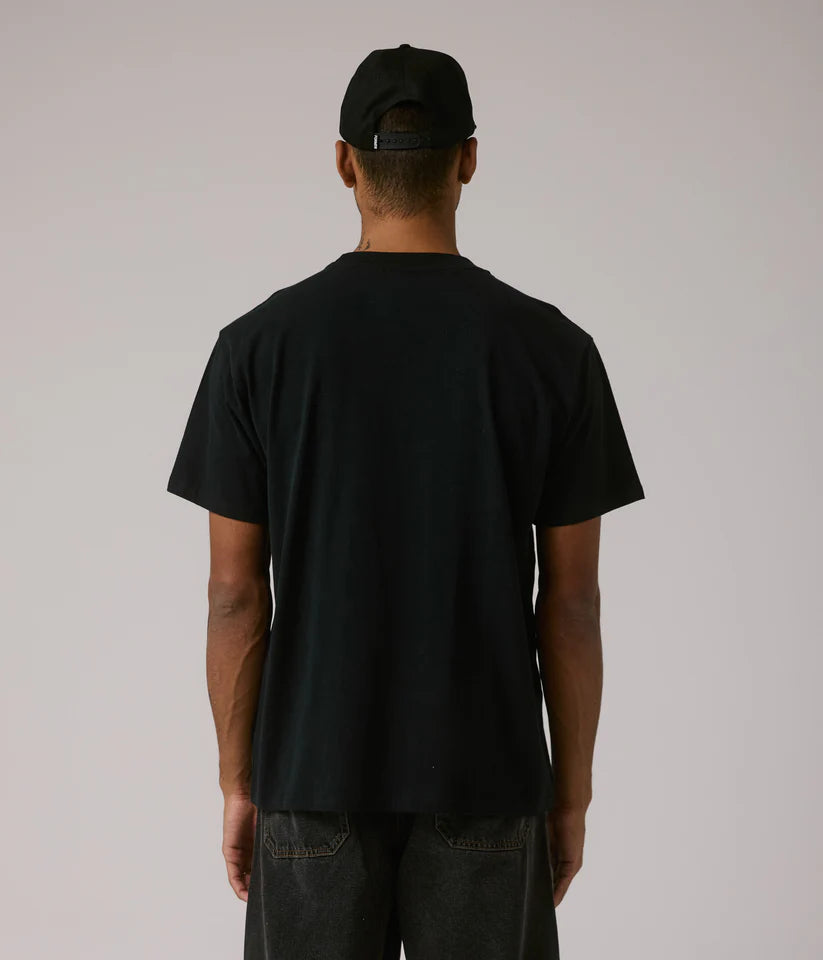 FORMER - Daring T-Shirt - BLACK