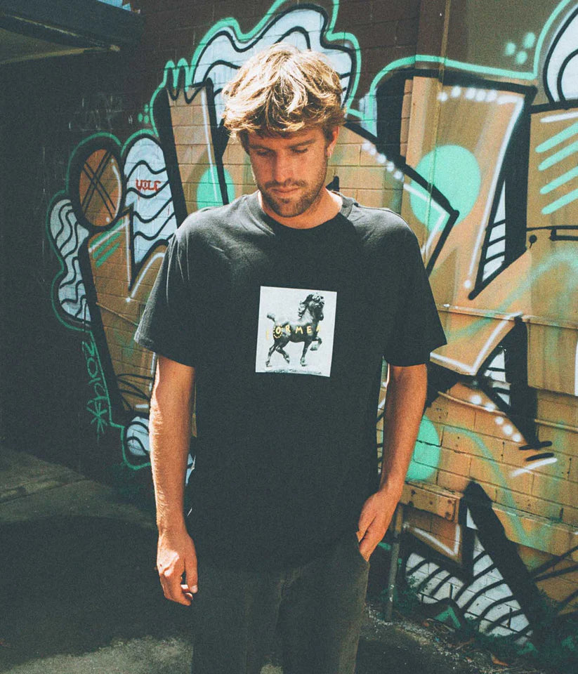 FORMER - Daring T-Shirt - BLACK
