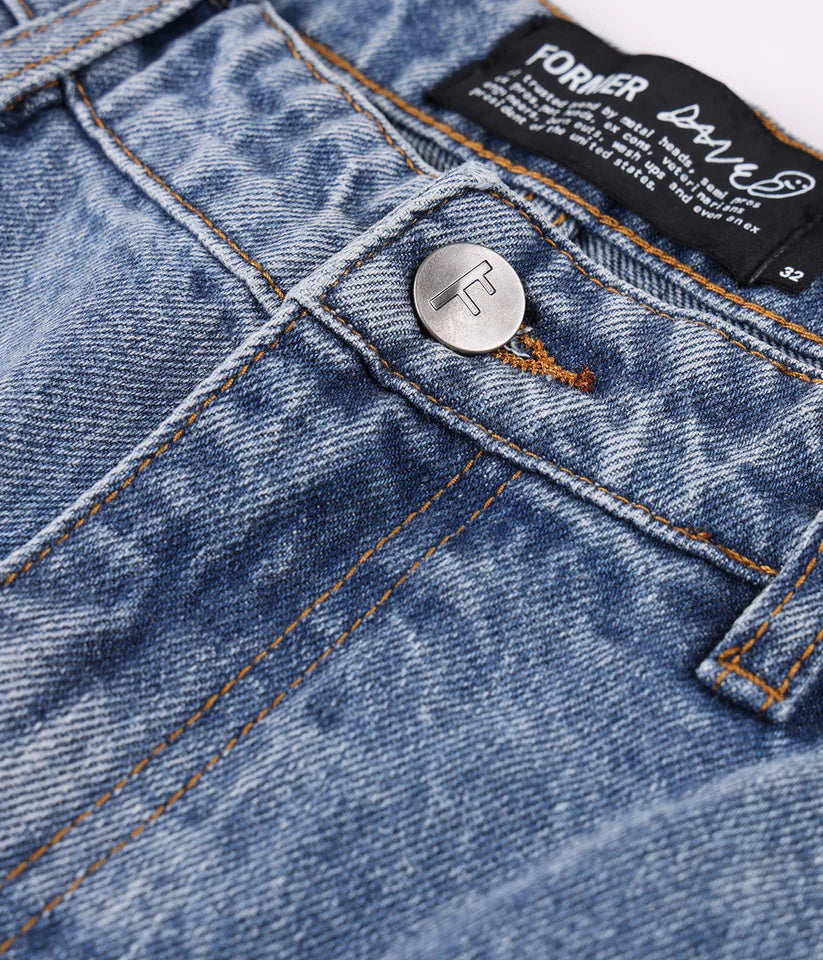 FORMER - Reynolds 21" Denim Walkshort - Mid Blue