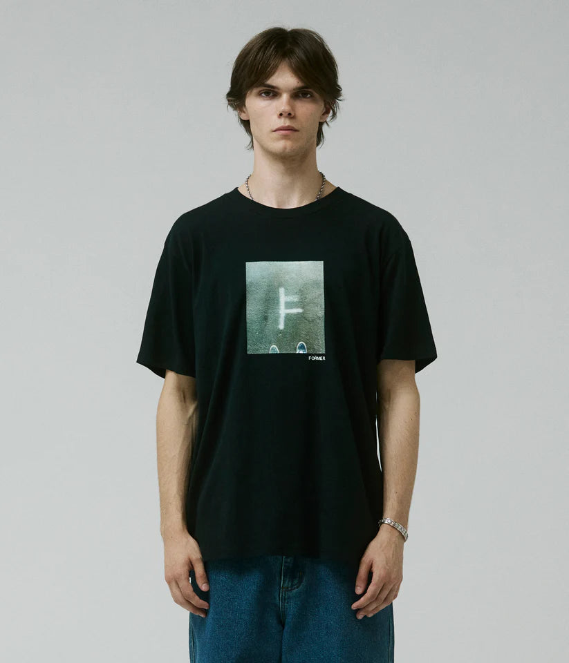 FORMER - GROUNDED T-SHIRT // BLACK