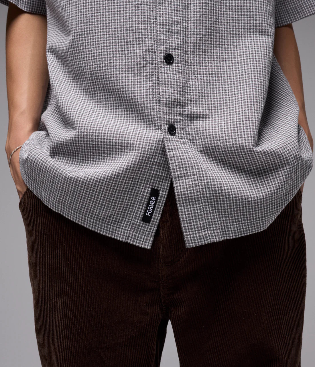 FORMER -  VIVIAN CHECK SS SHIRT // BLACK