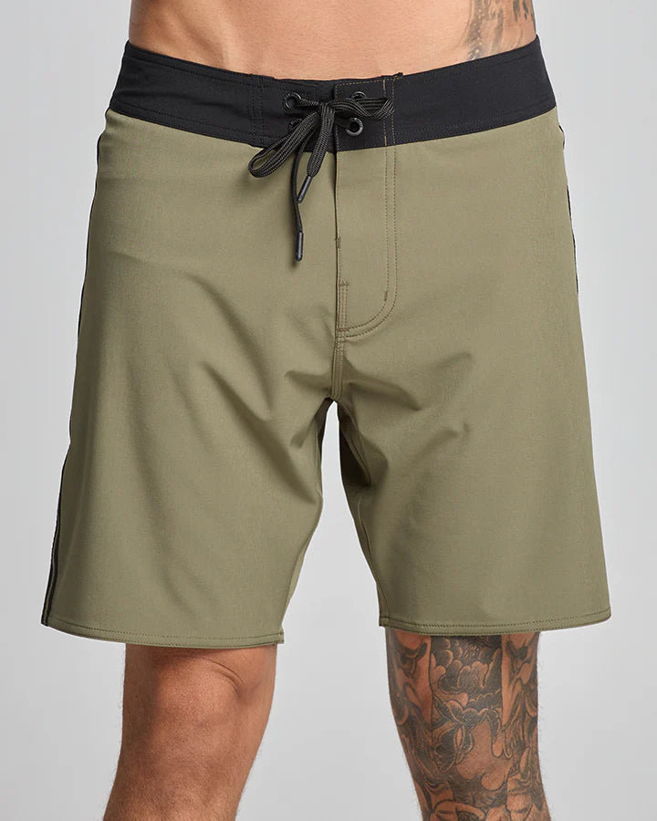 THE MAD HUEYS - Send It 18" Boardshort - Olive