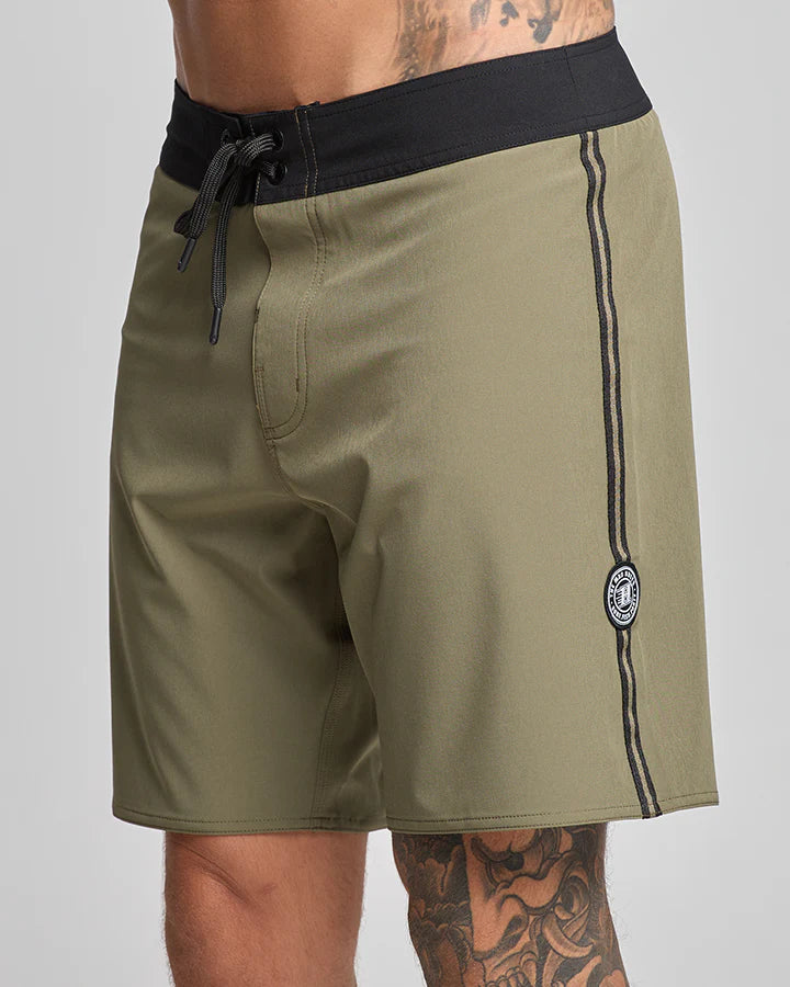 THE MAD HUEYS - Send It 18" Boardshort - Olive
