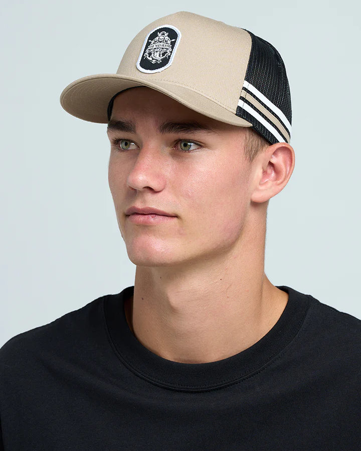 THE MAD HUEYS - Triple Anchor Twill Trucker - Tan