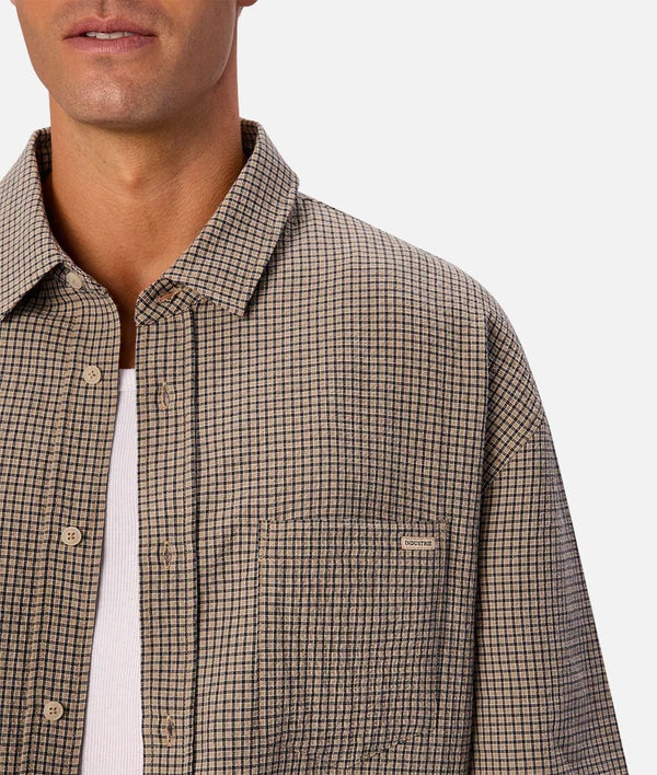 INDUSTRIE - The Charlestown Short Sleeve Shirt - Taupe / Navy