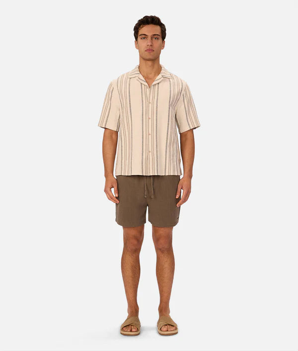 INDUSTRIE - The Carmona Short Sleeve Shirt - Beige/Black/Caramel