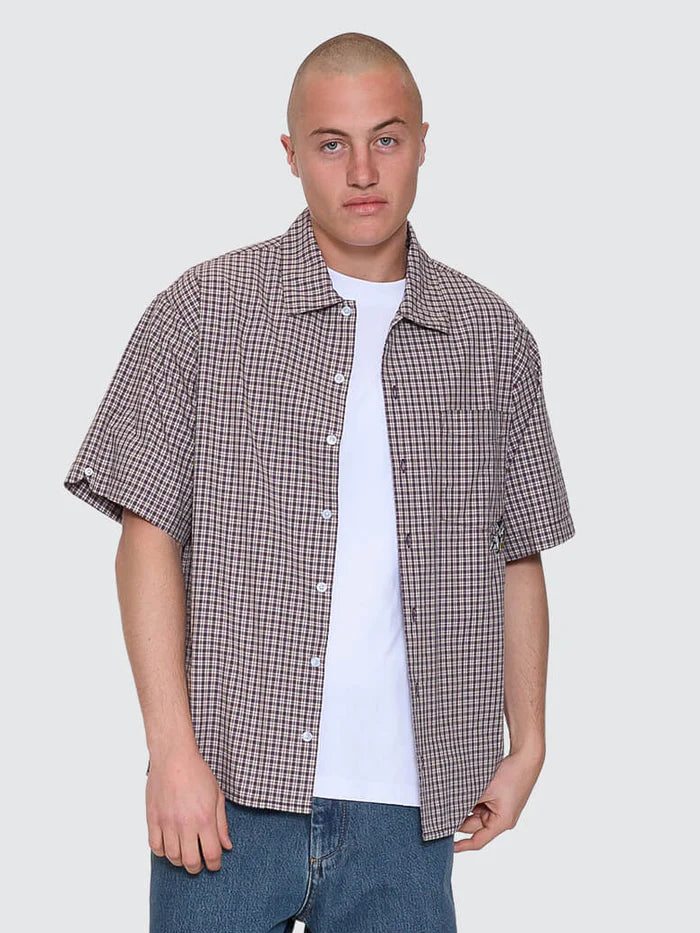 WORSHIP - Cherub Short Sleeve Shirt - Blackberry