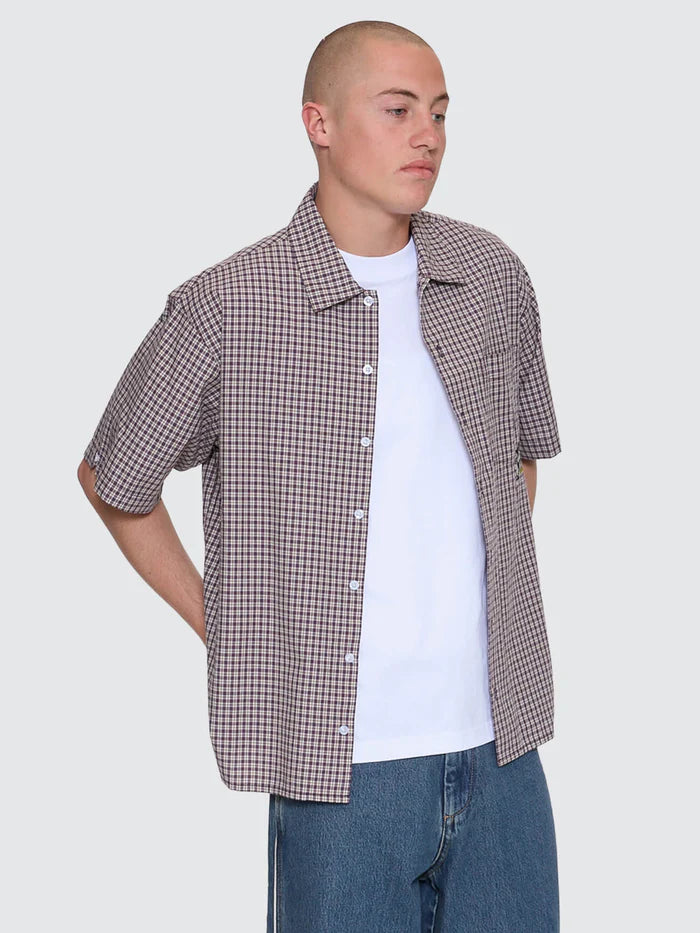 WORSHIP - Cherub Short Sleeve Shirt - Blackberry